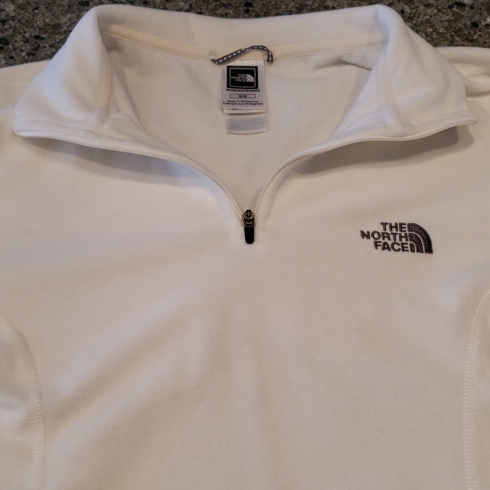 1/4 North Face zip
